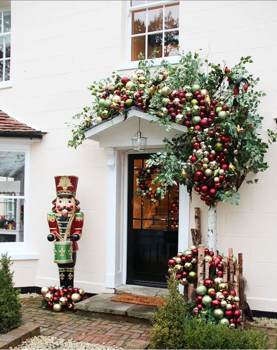 The top Christmas door decorations and Christmas door decoration ideas to try