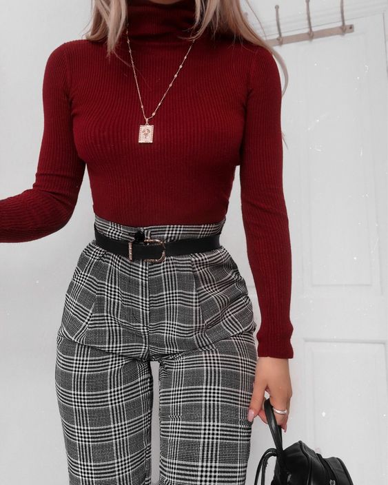 Outfits For Christmas Day To Try | The best Christmas day outfit ideas