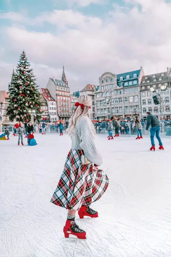 50+ Ice Skating Outfits To Wear This Winter, What To Wear Ice Skating