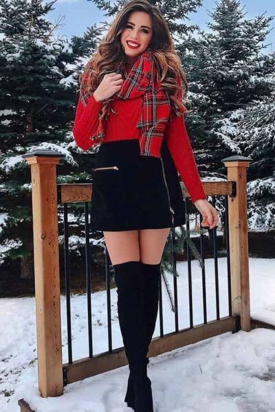 45+ Outfits For Christmas Day To Wear This Year | UPDATED 2022