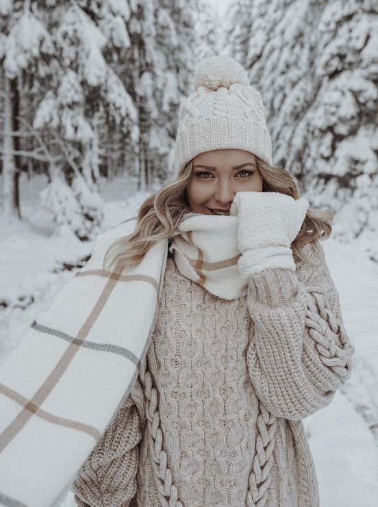 50+ Ice Skating Outfits To Wear This Winter | What To Wear Ice Skating