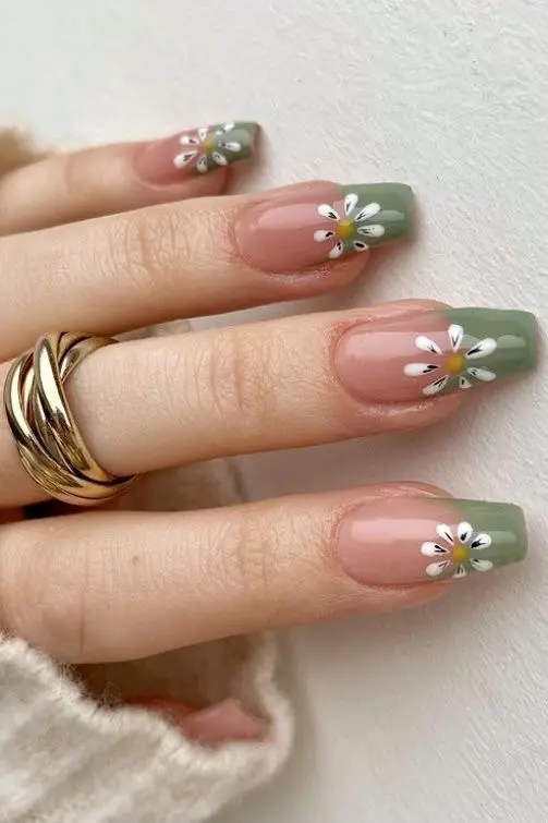 9 Cute Green Nail Art Designs with Images | Styles At Life