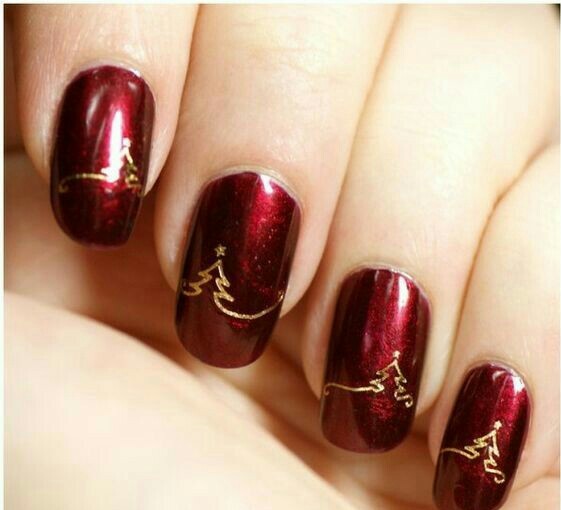 The top red and gold nails designs to try