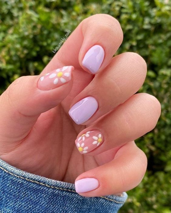 40 Best Preppy Nails Designs For A Classic Manicure