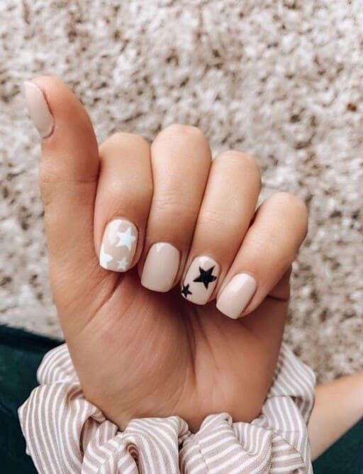 40+ Best Preppy Nails Designs For A Classic Manicure