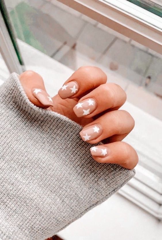 40+ Best Preppy Nails Designs For A Classic Manicure