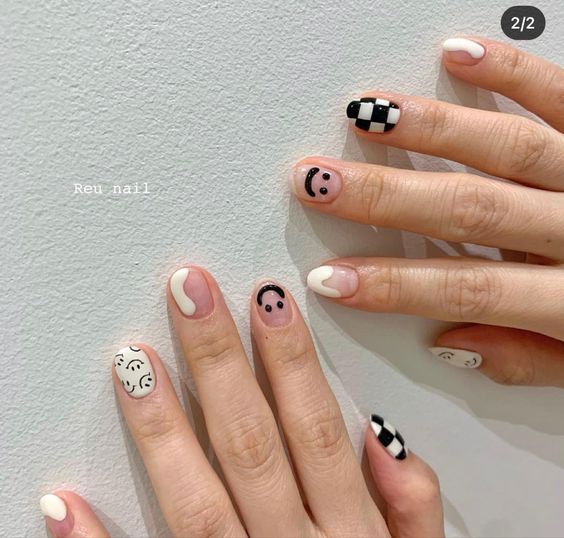 best preppy nail ideas to copy