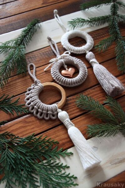Homemade Christmas ornament ideas to try