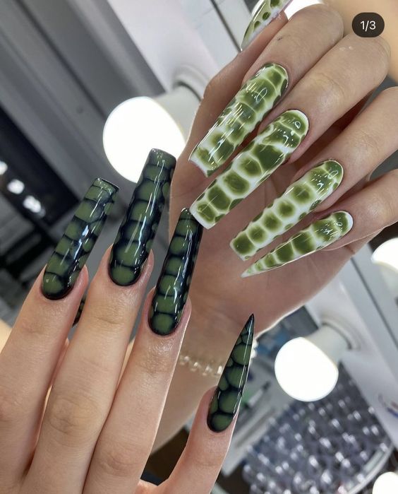 The best crocodile nails