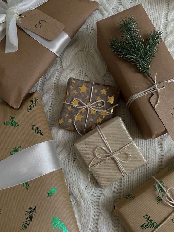 28+ Awesome Secret Santa Gift Ideas For Guys They'll LOVE