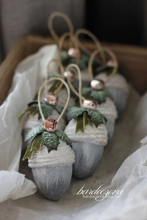 Homemade Christmas ornament ideas to try