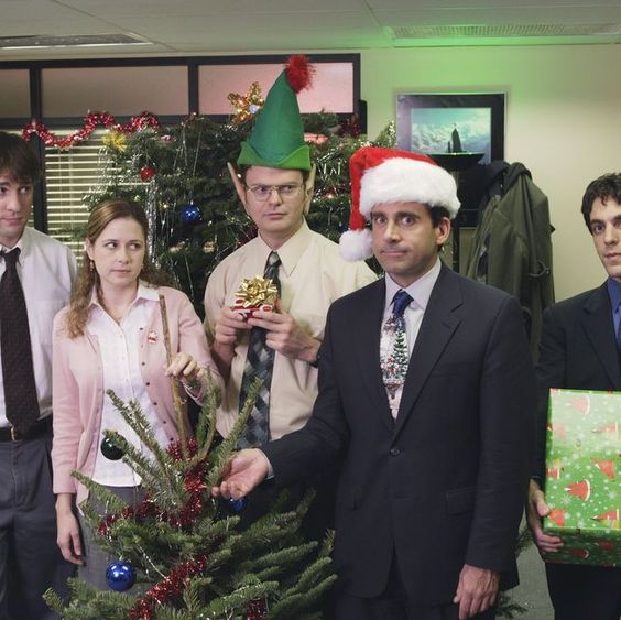 25+ Secret Santa Gift Ideas For Coworkers That Everyone Will Love