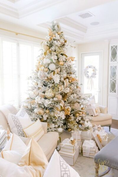 45+ All White Christmas Tree Ideas To Try In 2022