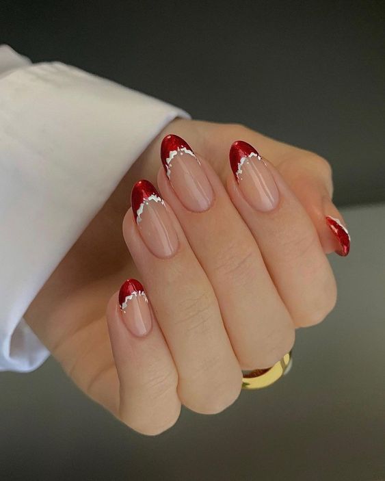 The best Christmas nails, Christmas nail designs, and Christmas nail ideas to try this year