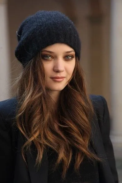 The top cute winter hairstyles