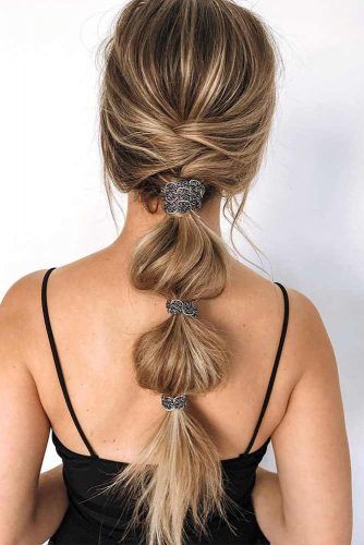 The top cute winter hairstyles