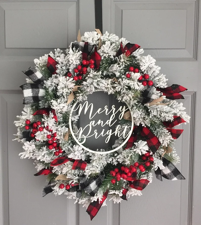 The best Christmas wreaths on Etsy