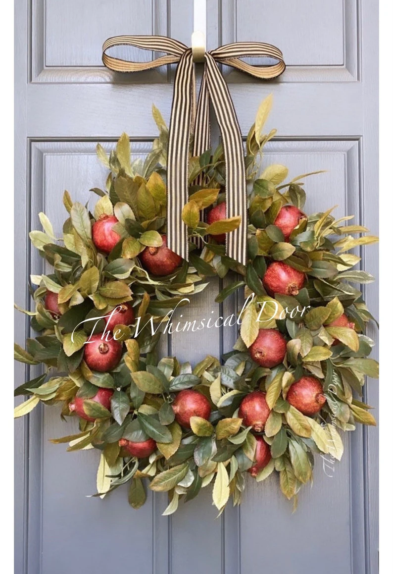 The best Christmas wreaths on Etsy