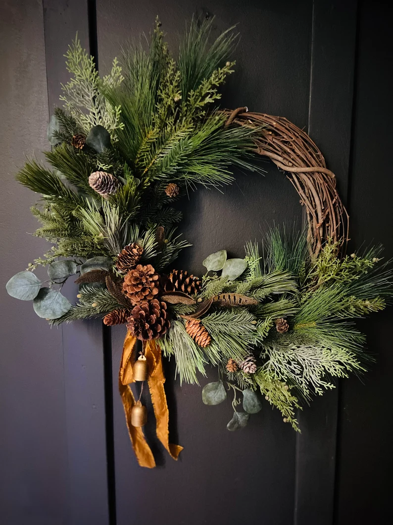 The best Christmas wreaths on Etsy