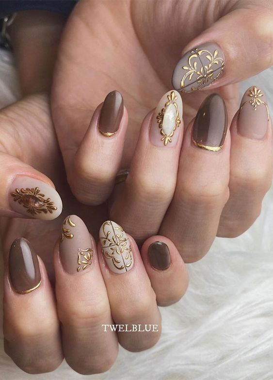 The best January nails, January nail designs, January nail ideas, and winter nails to do right now