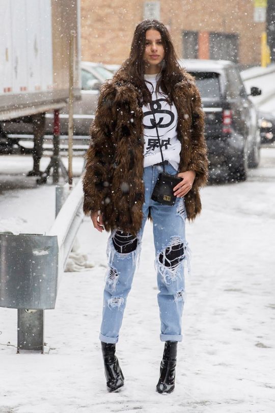 The top cute snow outfits, winter outfits, and snow bunny outfits for chic winter style