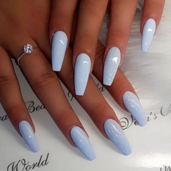 Baby blue nails and baby blue nail designs