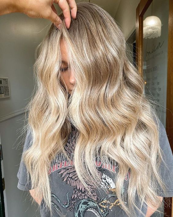 The best winter blonde hair colors to try this year