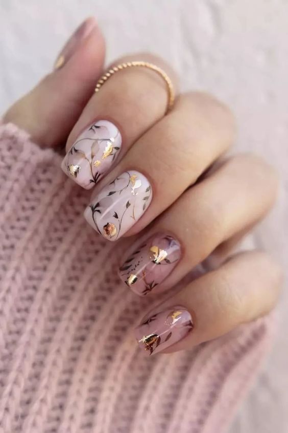 The best January nails, January nail designs, January nail ideas, and winter nails to do right now