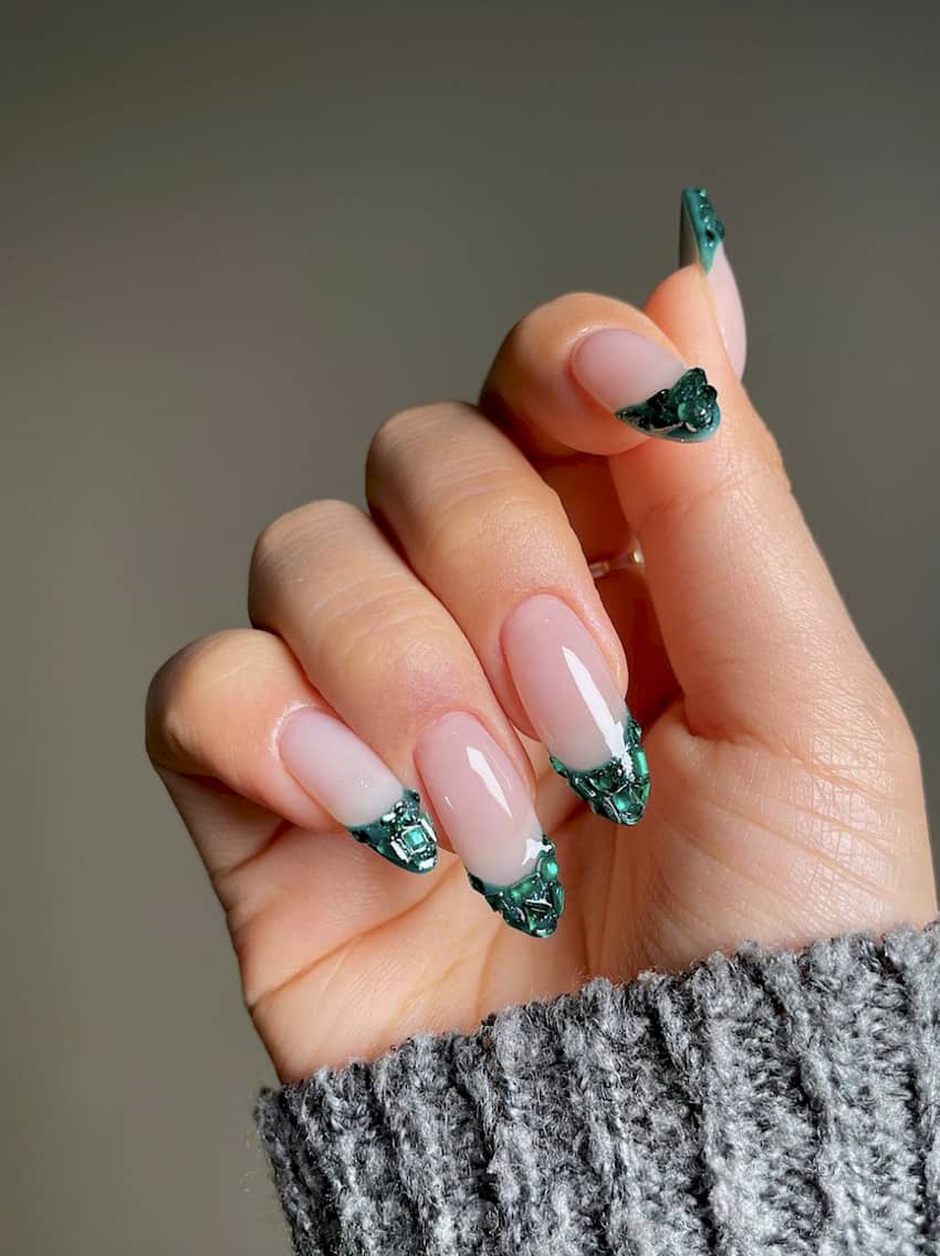 35+ Elegant Emerald Green Nails Design Ideas That You'll Want To Try ...