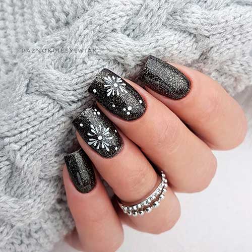 Black Nail Designs You'll Love - Booksy.com