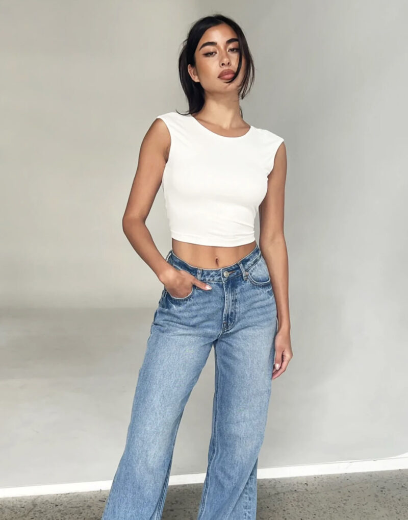 The best stores like Fashion Nova & sites like Fashion Nova to shop