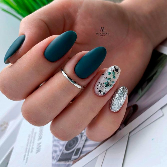 Elegant Emerald Green Nails Designs For You | Green nail designs, Emerald  nails, Gold nails