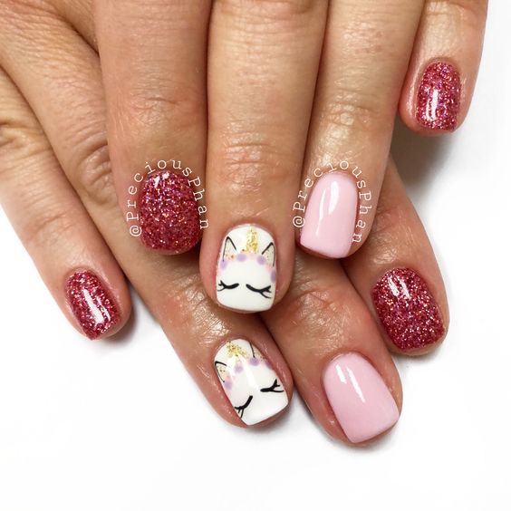 Unicorn nails and unicorn nail designs to try