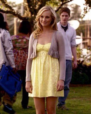 The best Vampire Diaries outfits