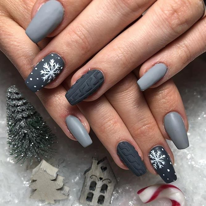 The best January nails, January nail designs, January nail ideas, and winter nails to do right now