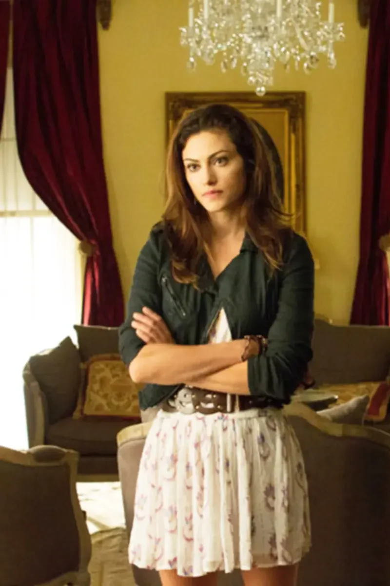 The best Vampire Diaries outfits