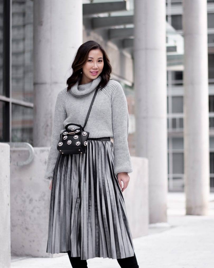 Pleated skirt winter outfit best sale