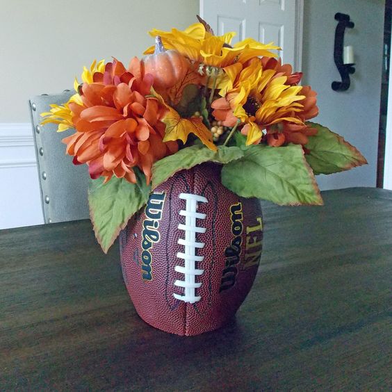 Super Bowl party decorations and Super Bowl party decor ideas