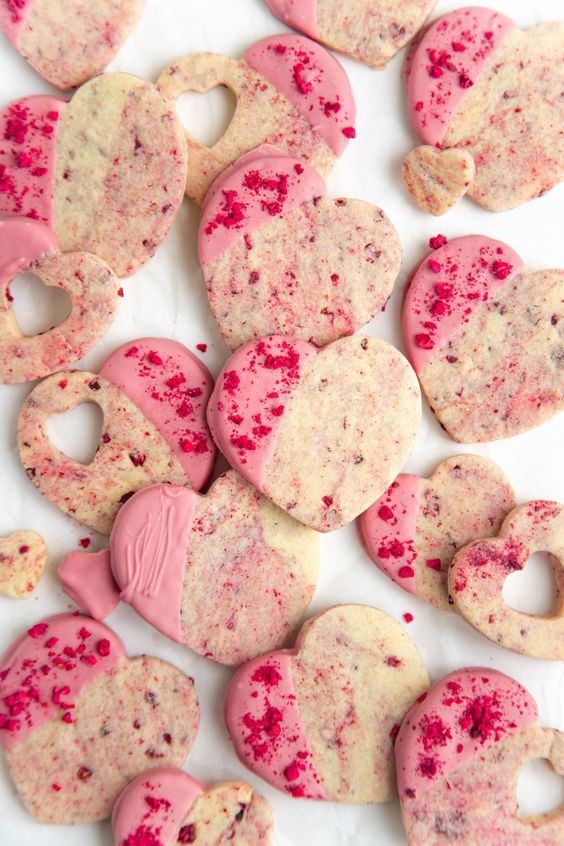 Valentine's Day sugar cookie recipes | Valentine's sugar cookie recipes