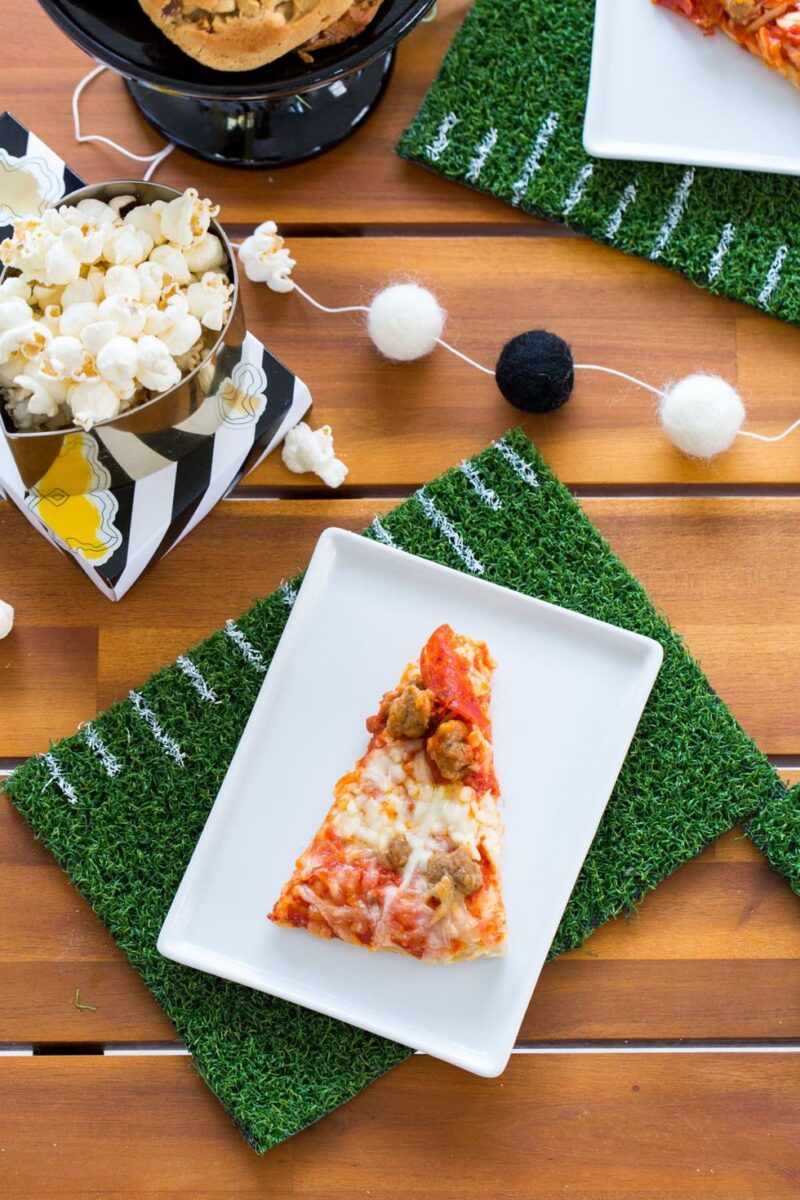 Super Bowl party decorations and Super Bowl party decor ideas