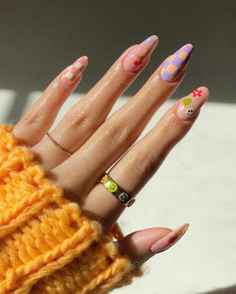 The best March nails, March nail ideas, March nail designs, and spring nails to do this year