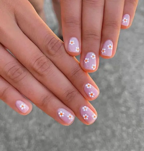 The best April nails and April nail designs for your spring nails