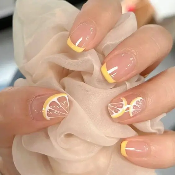 The best April nails and April nail designs for your spring nails