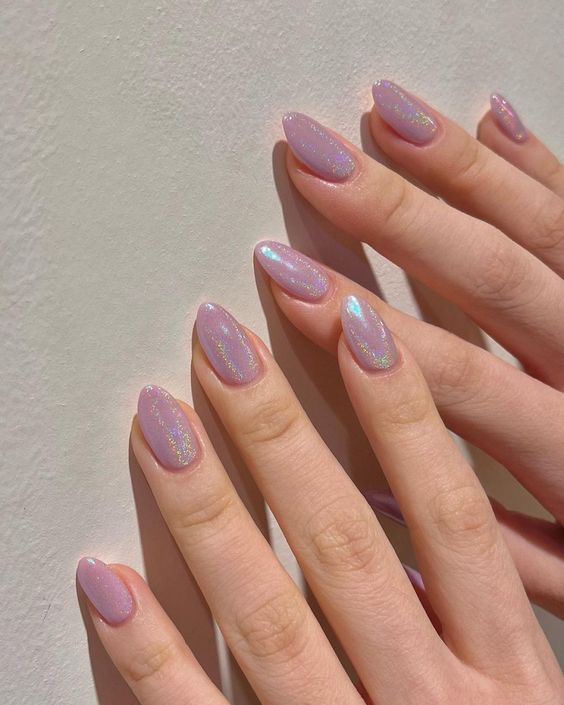 The best March nails, March nail ideas, March nail designs, and spring nails to do this year