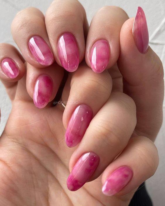 The best March nails, March nail ideas, March nail designs, and spring nails to do this year