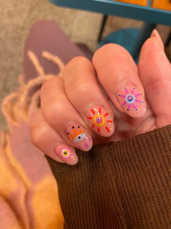 The best March nails, March nail ideas, March nail designs, and spring nails to do this year