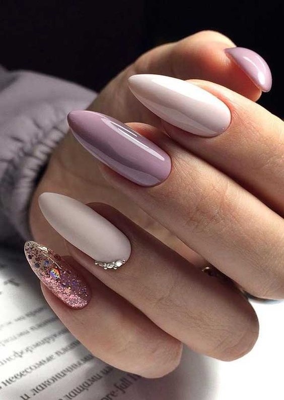 The best graduation nails and graduation nail designs