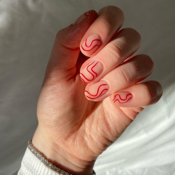 The best March nails, March nail ideas, March nail designs, and spring nails to do this year