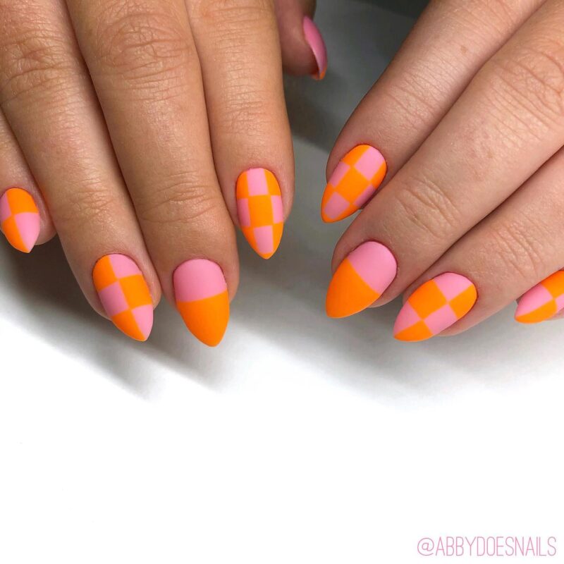 The best March nails, March nail ideas, March nail designs, and spring nails to do this year