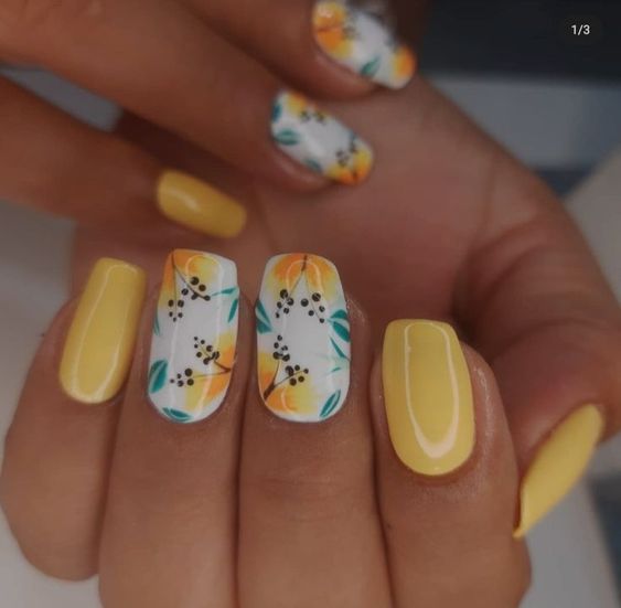 The best April nails and April nail designs for your spring nails